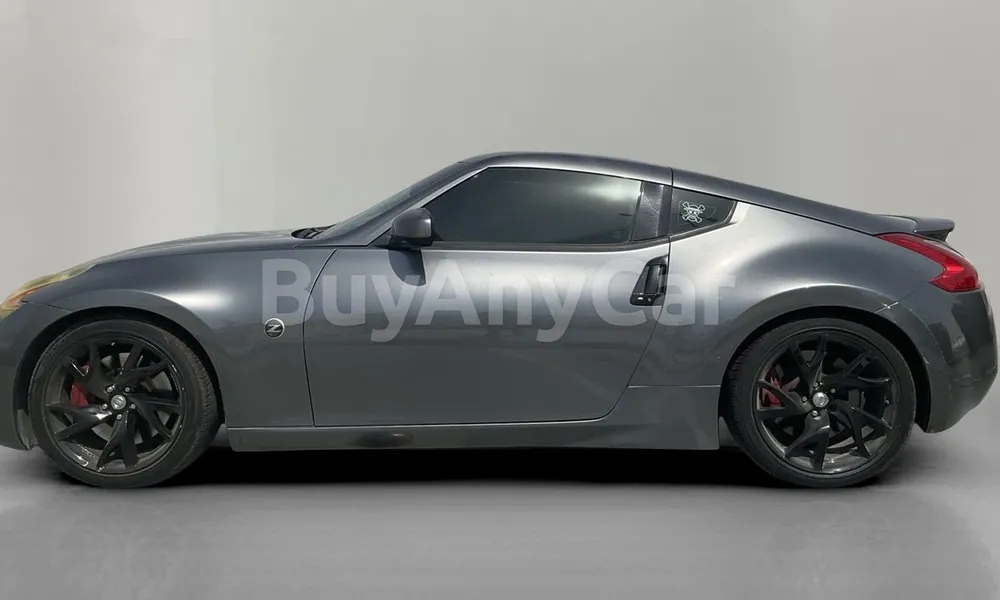 Vehicle photo 4