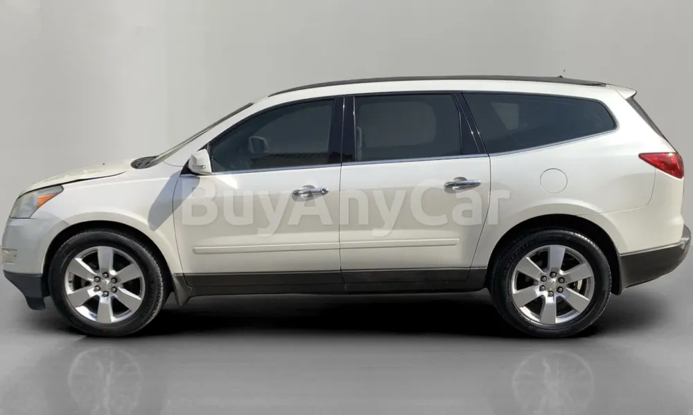 Vehicle photo 4