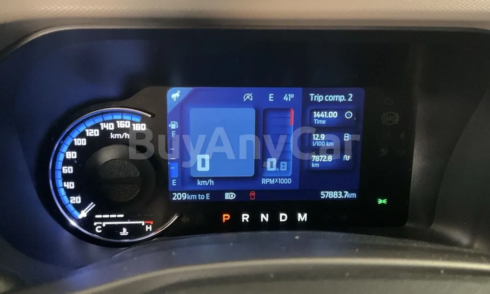 Vehicle photo 6