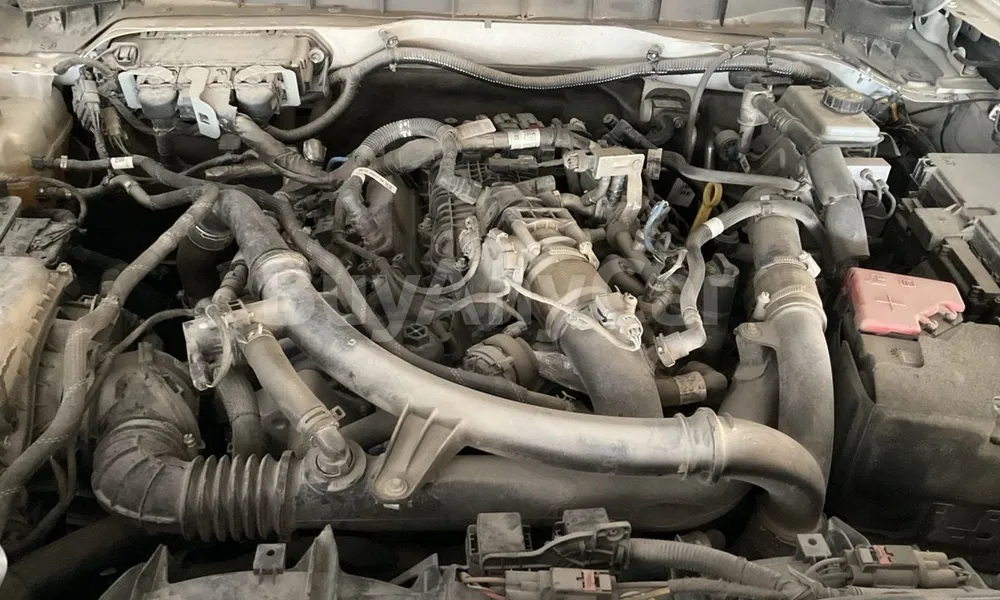 Vehicle photo 7