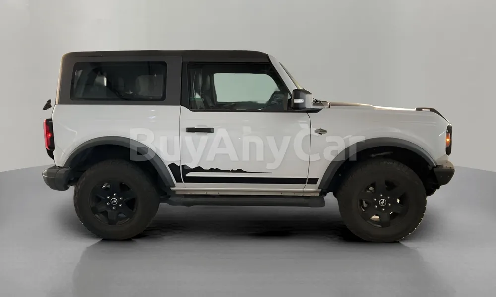 Vehicle photo 3