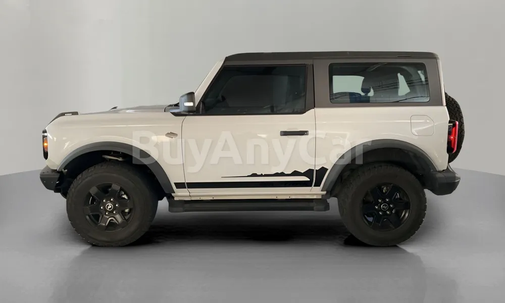 Vehicle photo 5