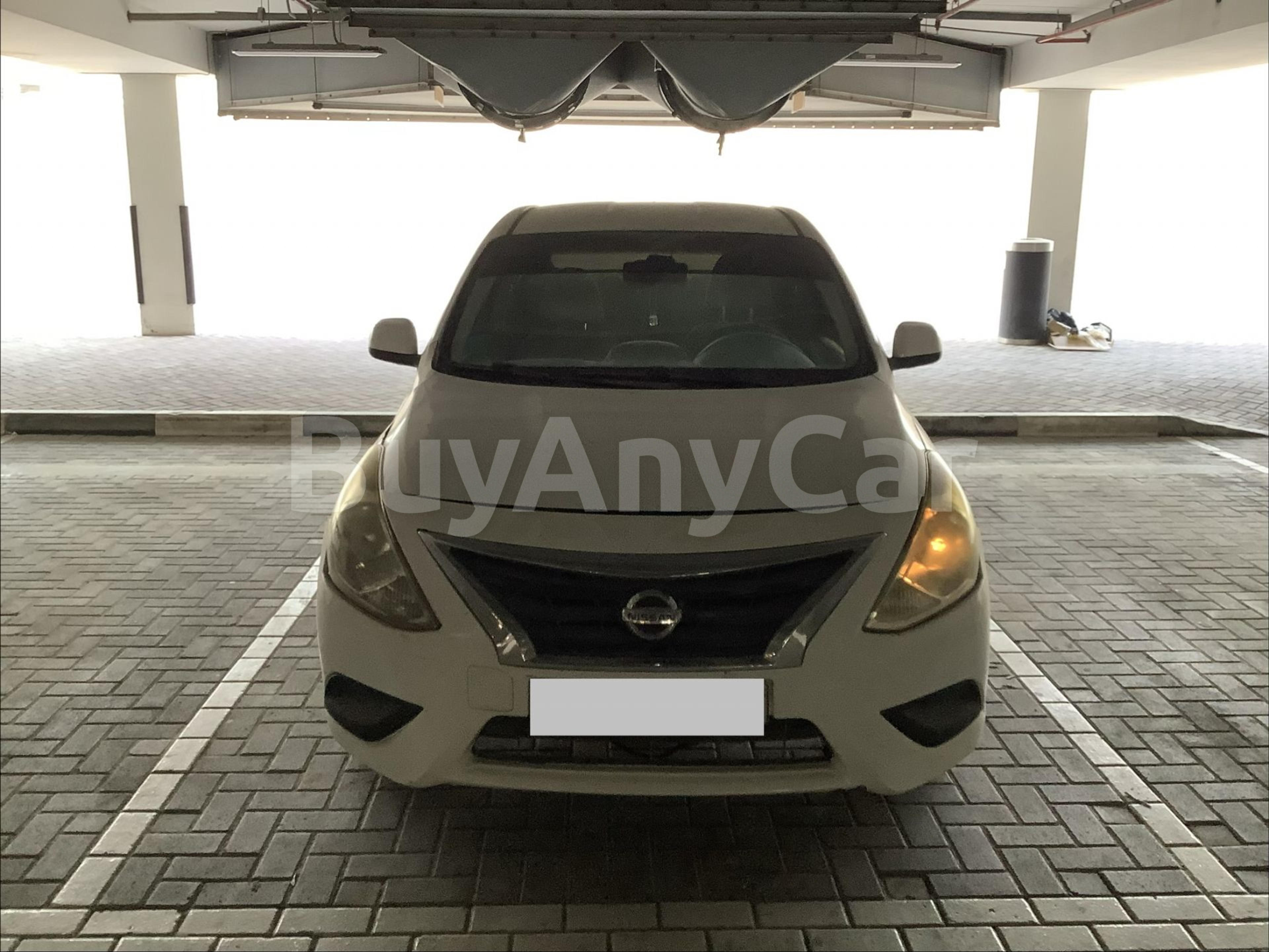 2015 Nissan Sunny