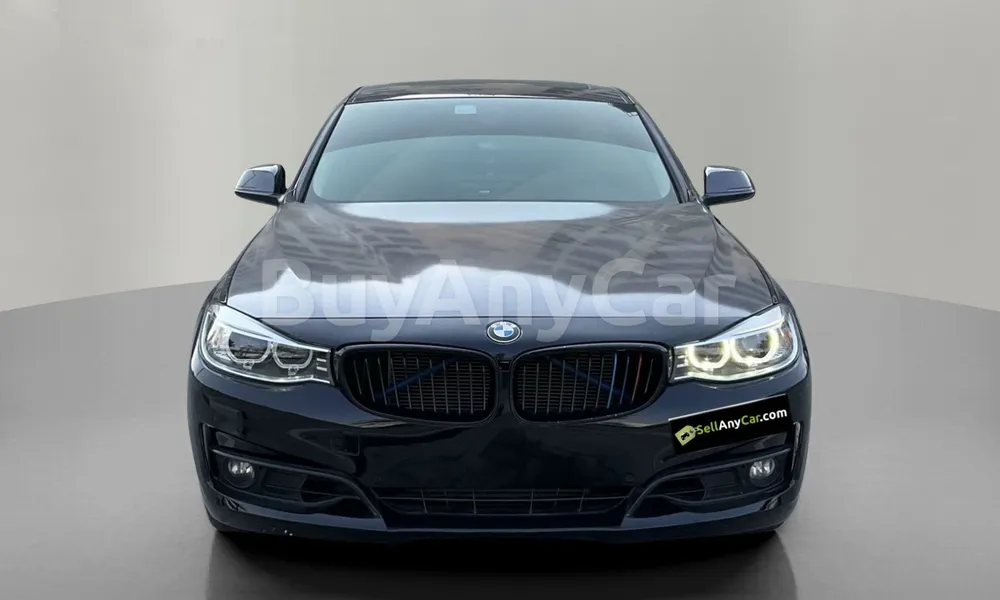 Vehicle photo 1