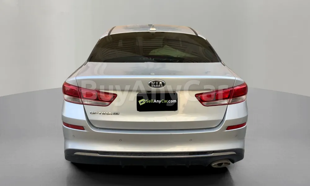 Vehicle photo 2
