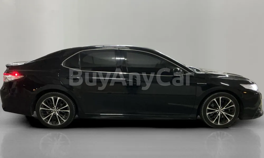 Vehicle photo 3