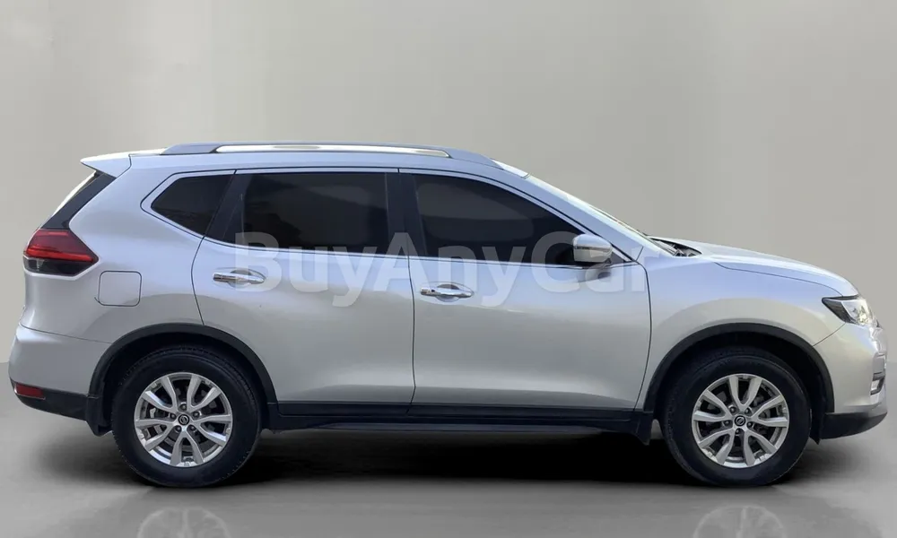 Vehicle photo 3
