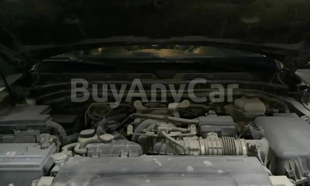 Vehicle photo 6
