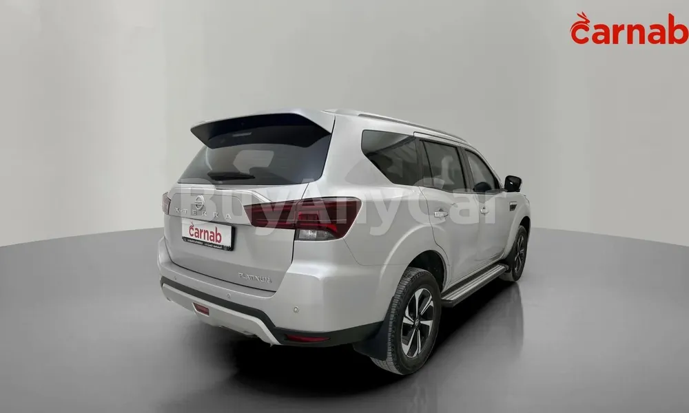 Vehicle photo 7