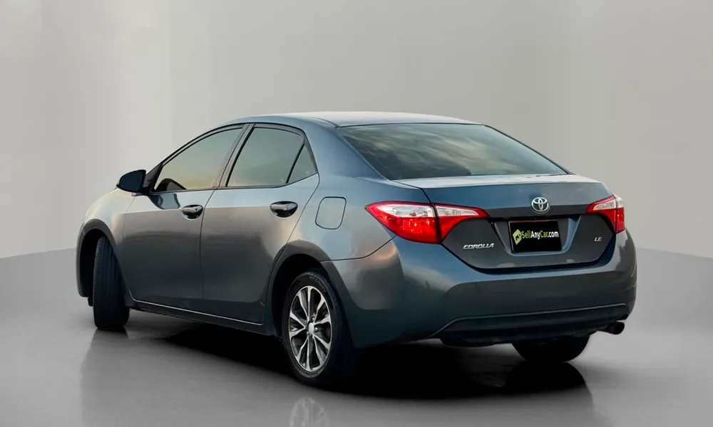 Vehicle photo 2