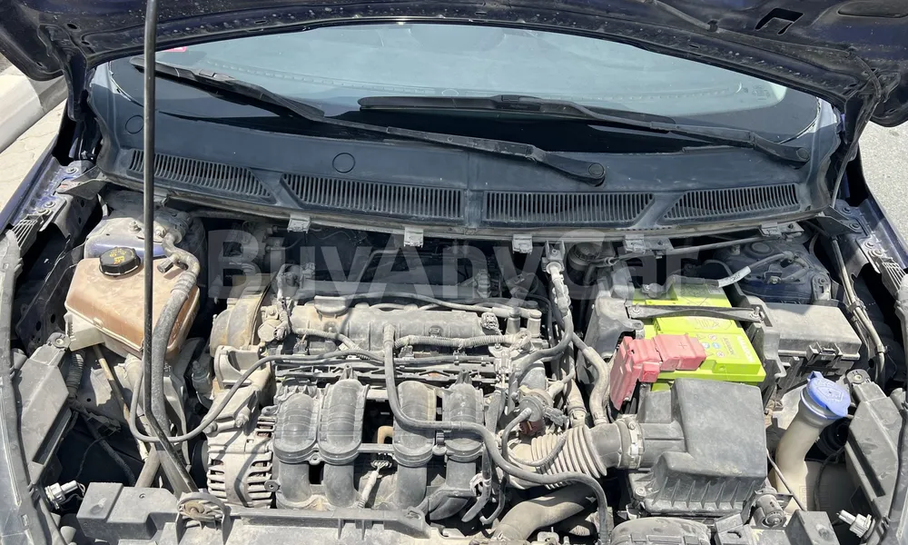 Vehicle photo 7