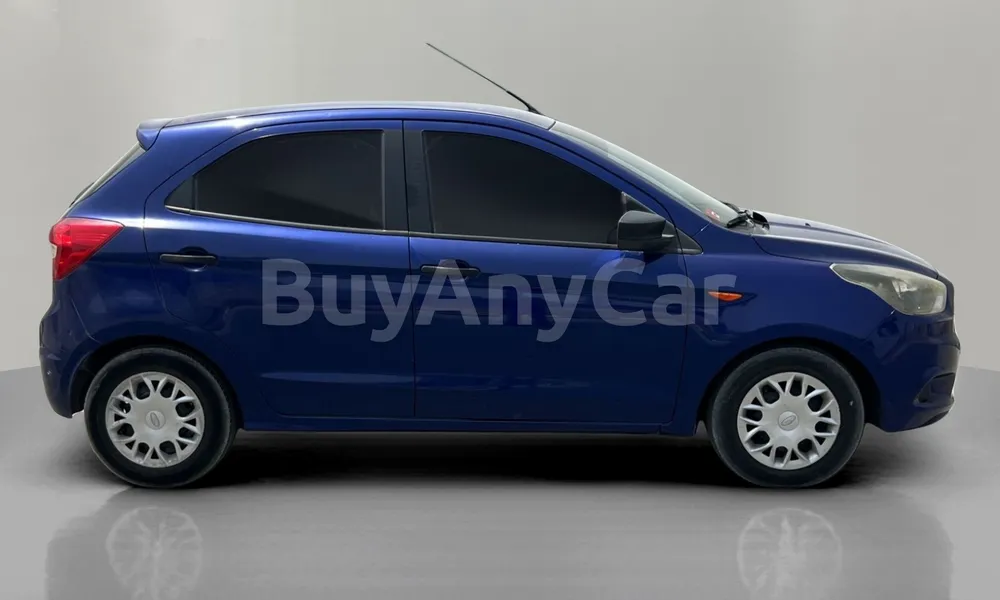 Vehicle photo 3