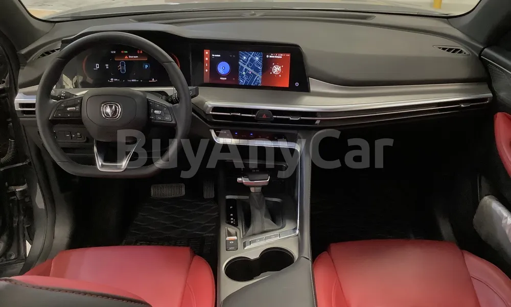 Vehicle photo 9