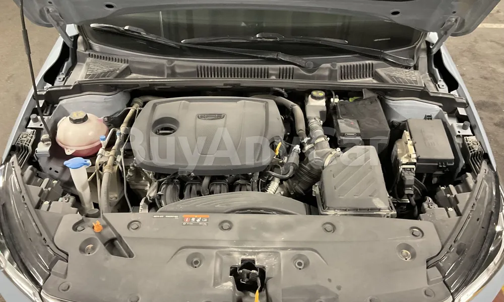Vehicle photo 6