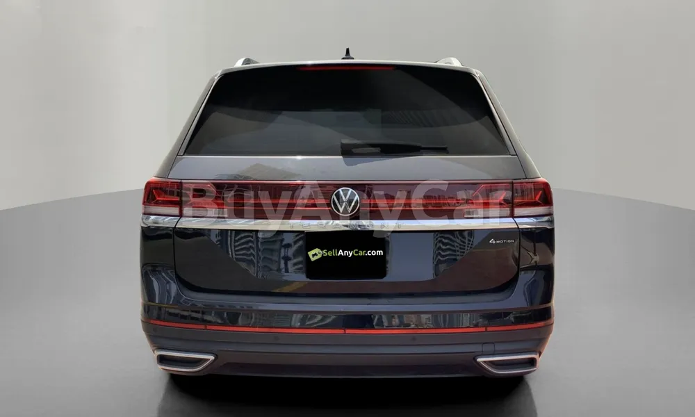 Vehicle photo 2