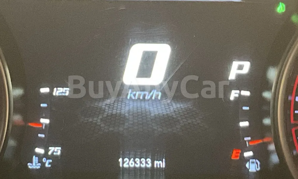Vehicle photo 7