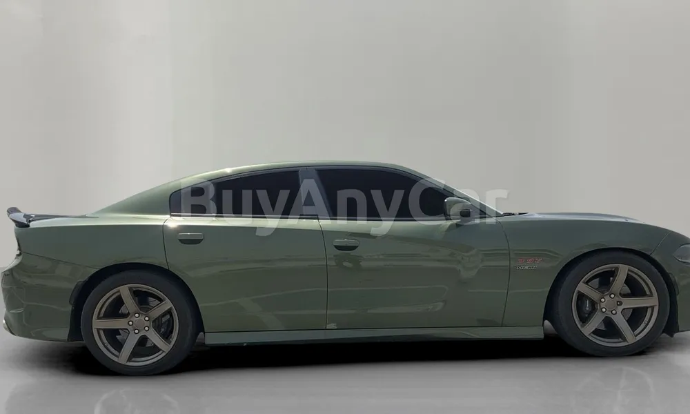 Vehicle photo 3