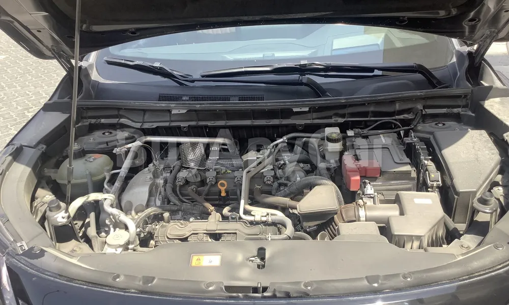 Vehicle photo 6