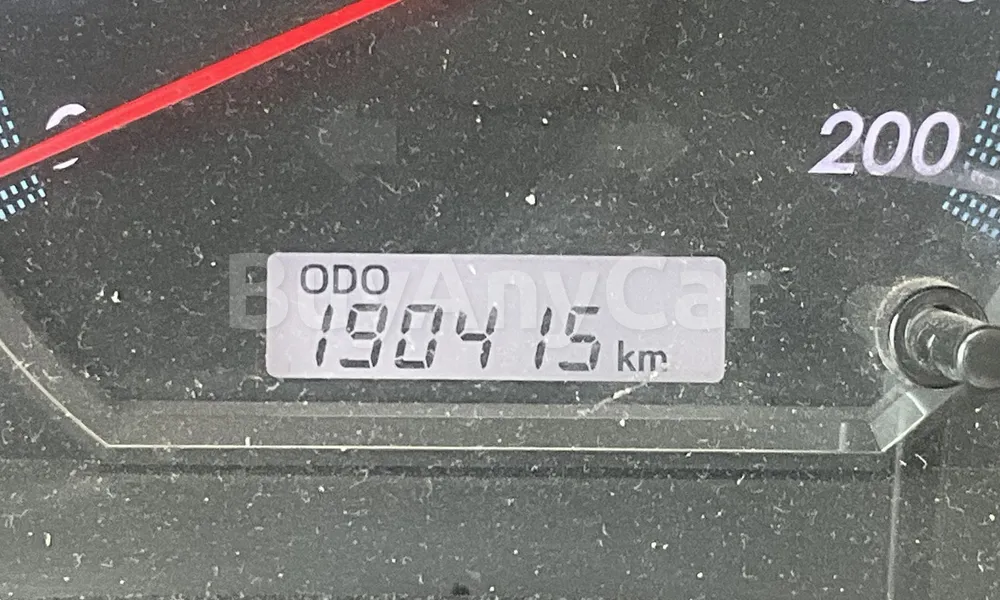 Vehicle photo 7