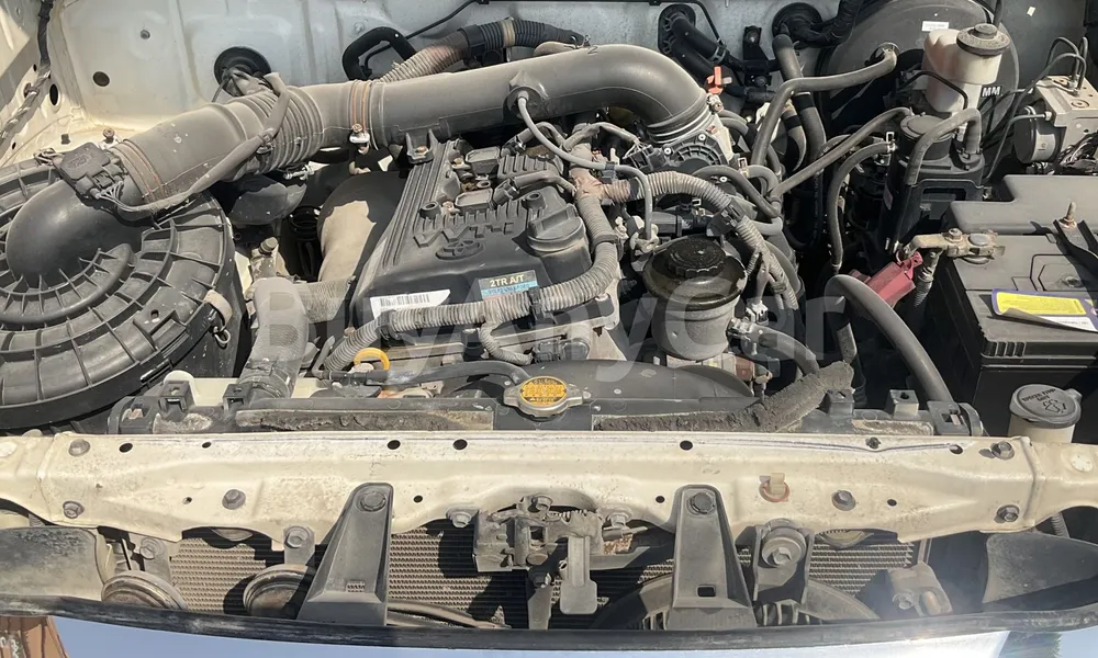 Vehicle photo 6
