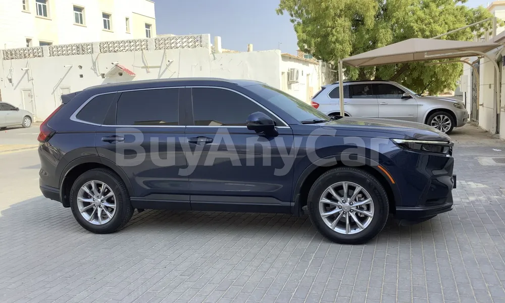 Vehicle photo 3