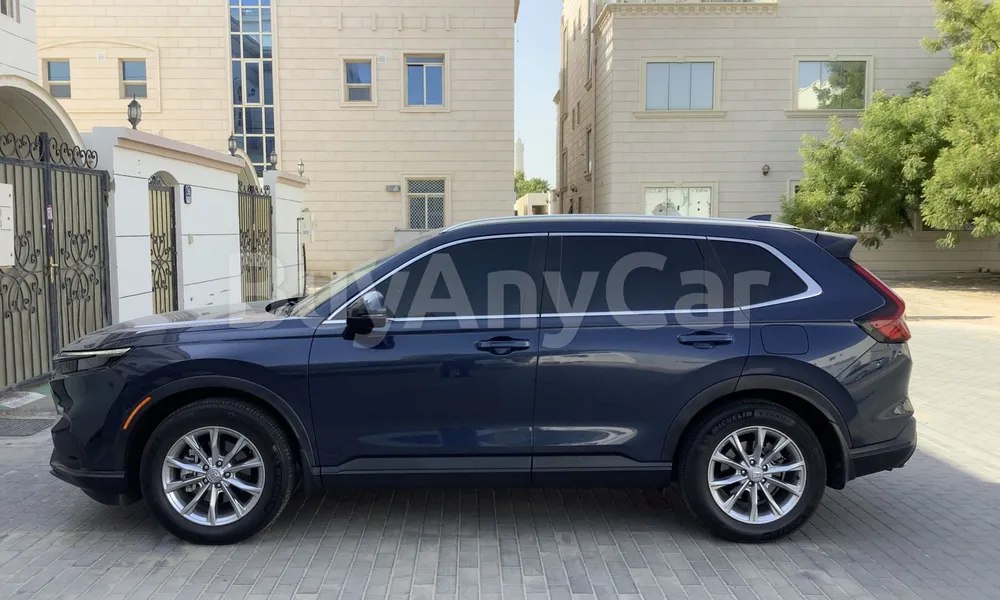 Vehicle photo 4