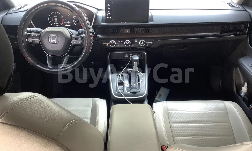 Vehicle photo 8