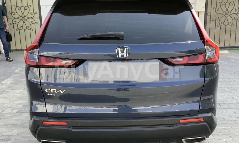Vehicle photo 2