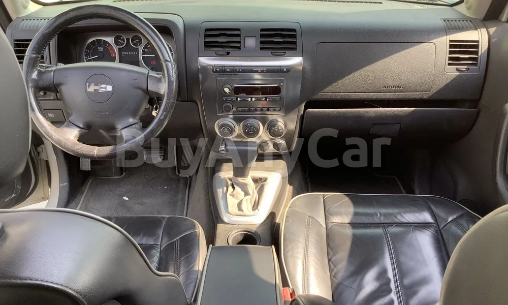 Vehicle photo 9
