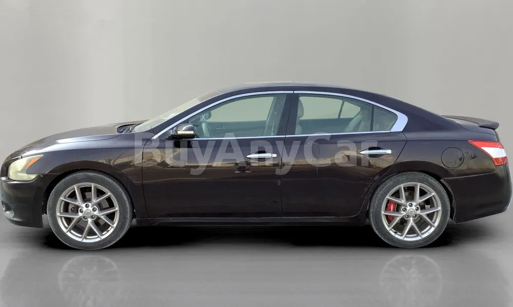 Vehicle photo 4