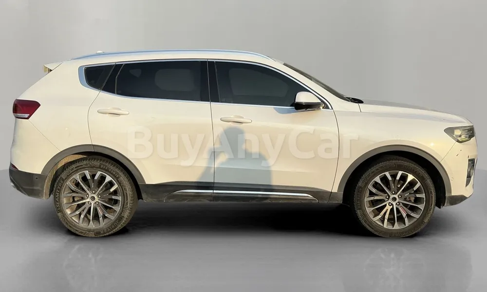 Vehicle photo 3