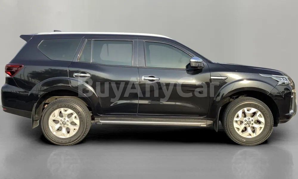 Vehicle photo 4