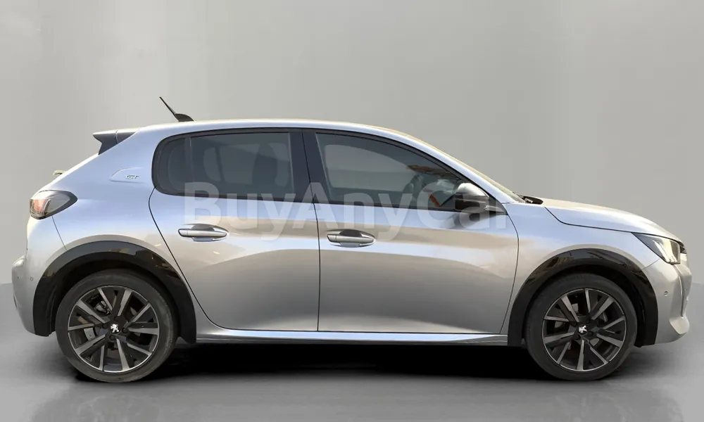 Vehicle photo 4