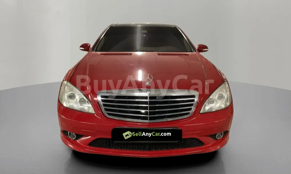 Vehicle photo 1