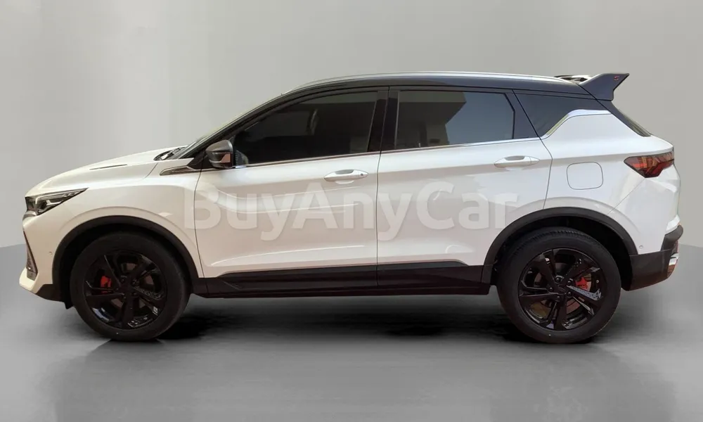 Vehicle photo 4