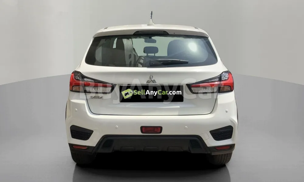 Vehicle photo 2