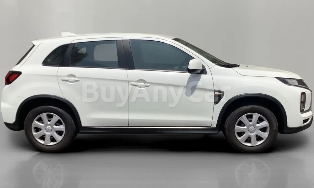 Vehicle photo 3