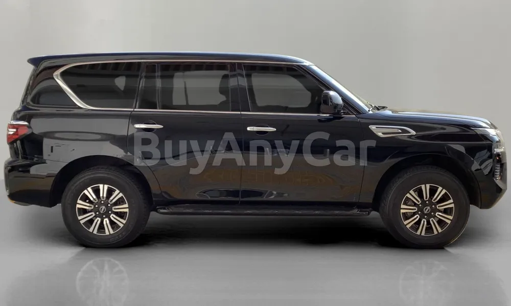 Vehicle photo 3