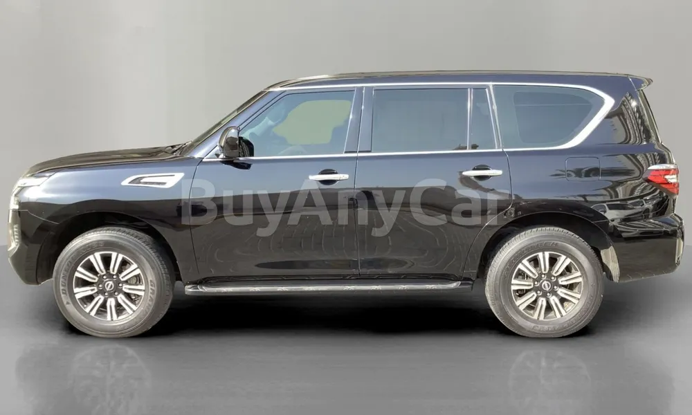 Vehicle photo 5