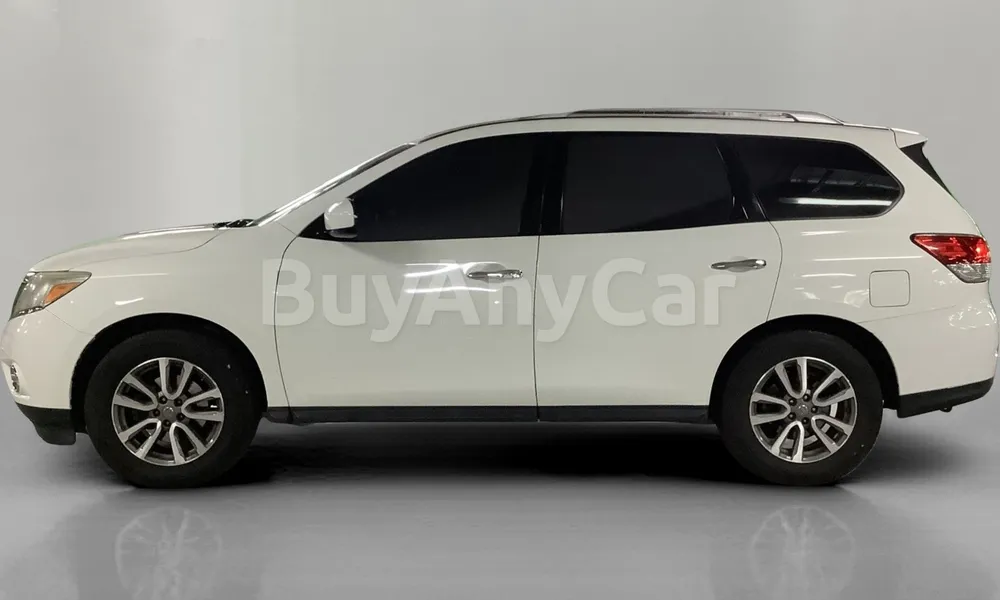 Vehicle photo 4