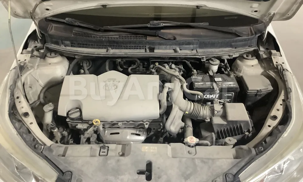 Vehicle photo 6