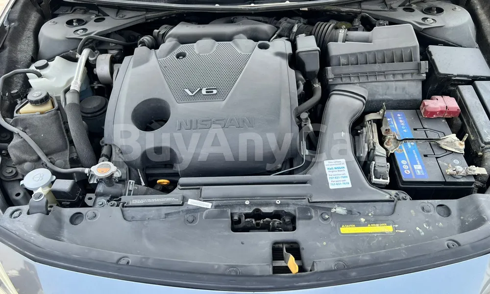 Vehicle photo 5