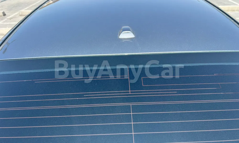 Vehicle photo 6