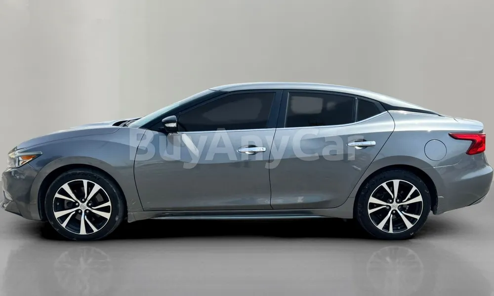 Vehicle photo 3