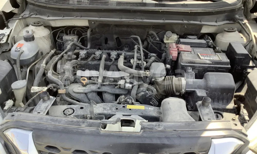 Vehicle photo 6