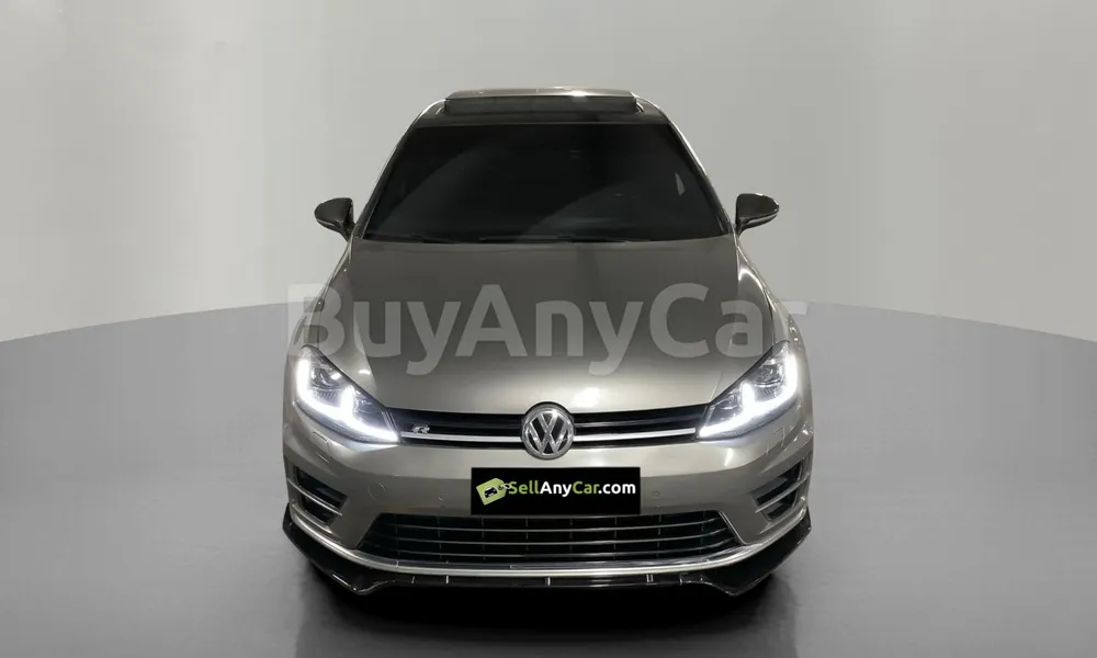 Vehicle photo 1