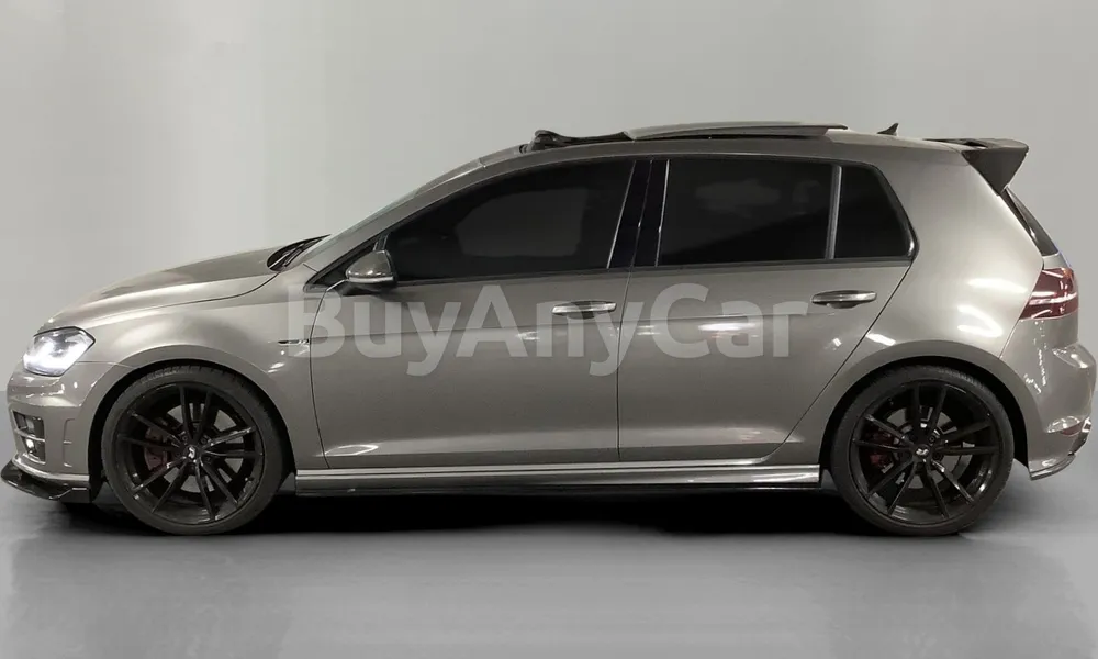 Vehicle photo 4