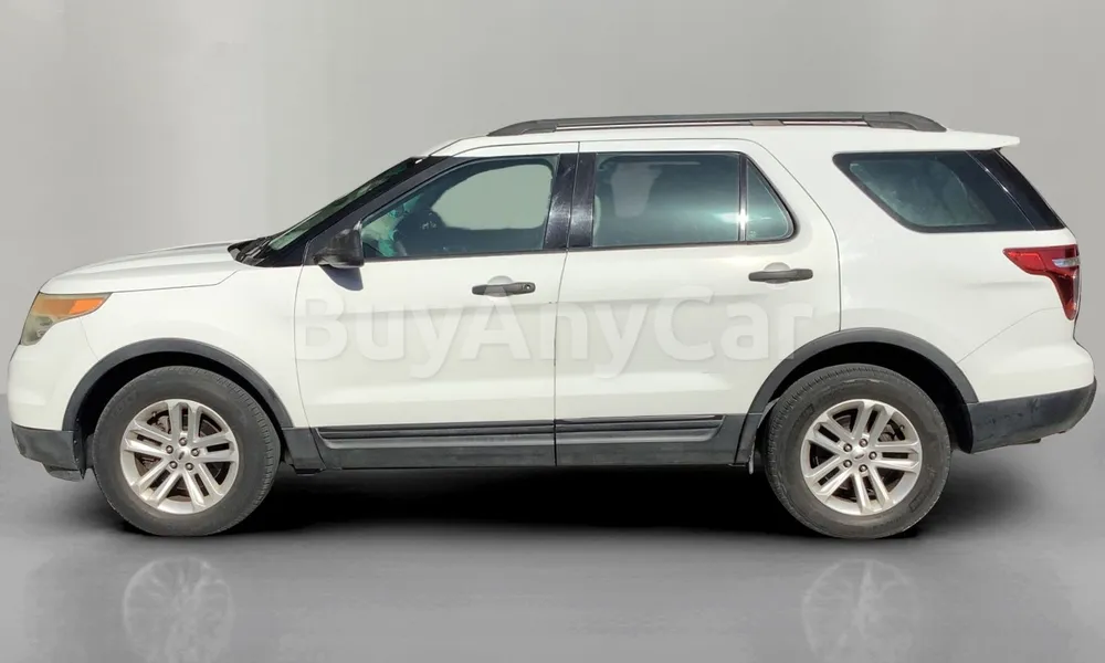 Vehicle photo 4