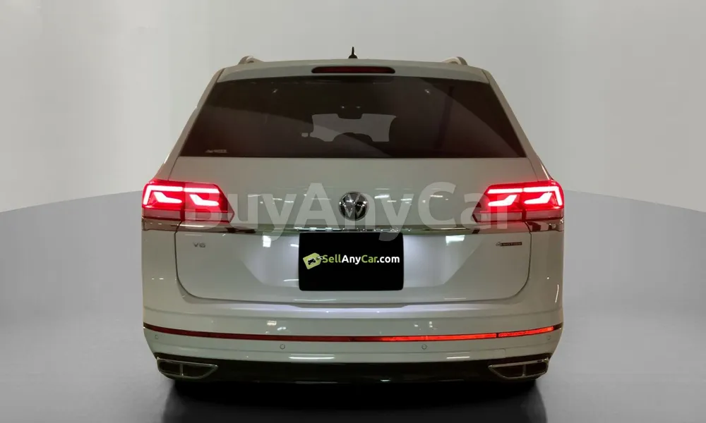 Vehicle photo 2