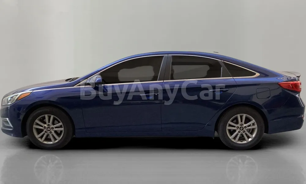 Vehicle photo 4